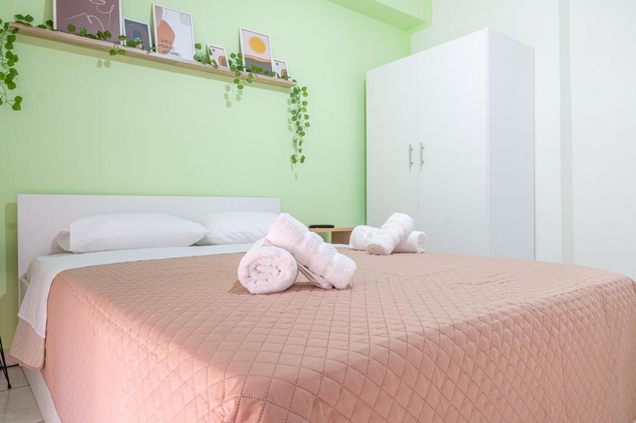 La Dns Apartment Kavala Bagian luar foto