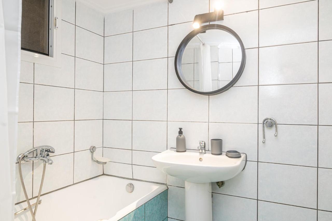 La Dns Apartment Kavala Bagian luar foto