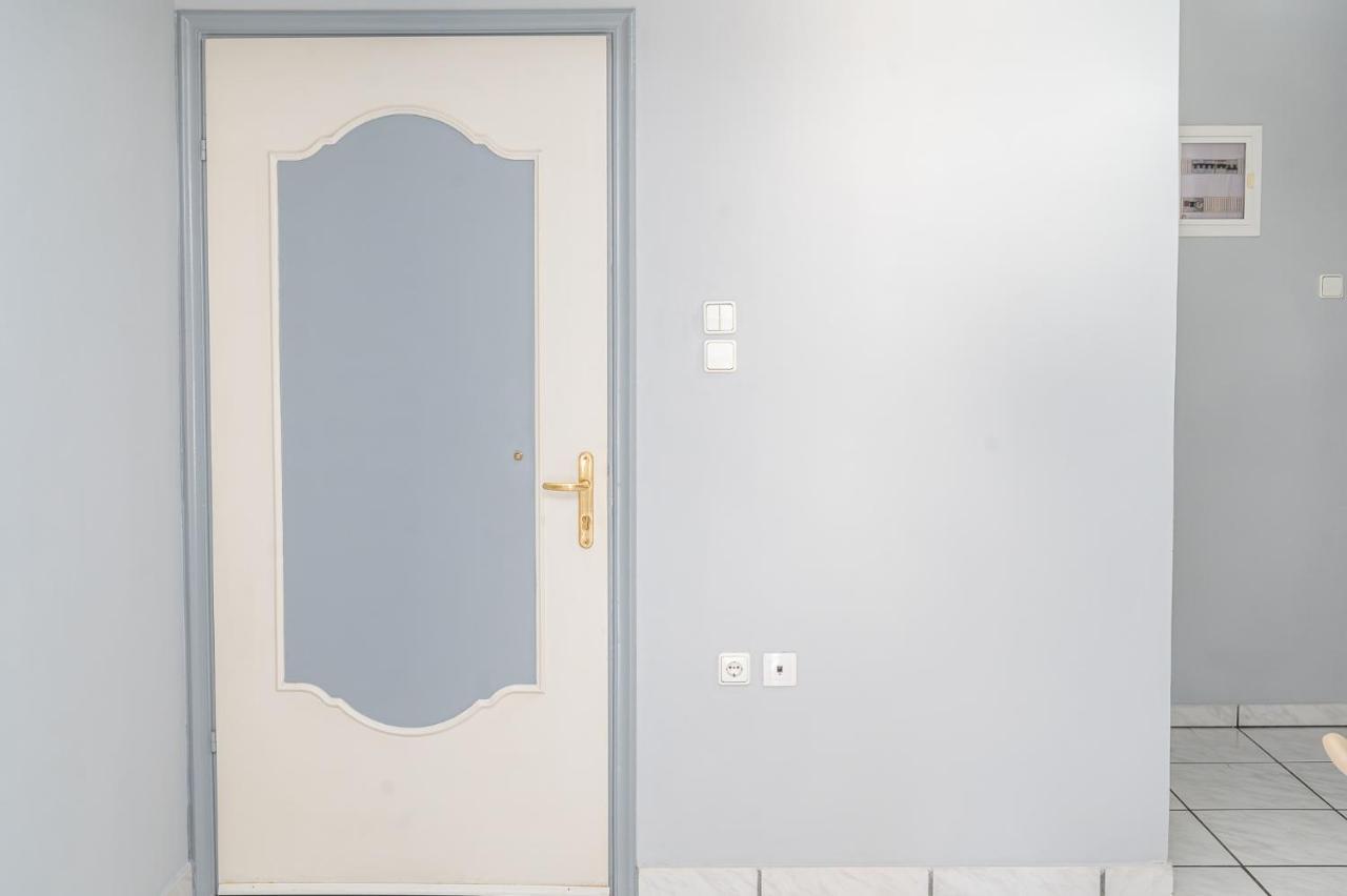 La Dns Apartment Kavala Bagian luar foto