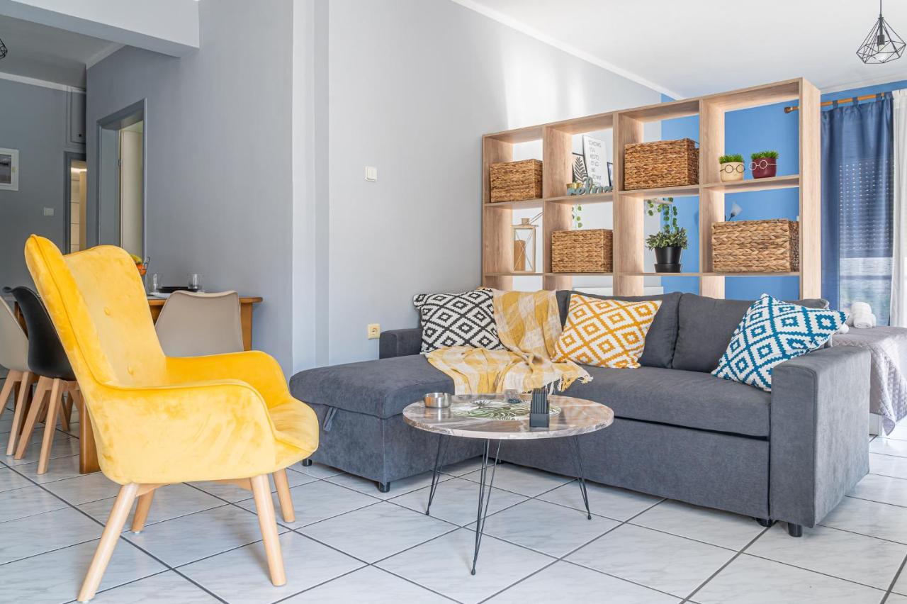 La Dns Apartment Kavala Bagian luar foto
