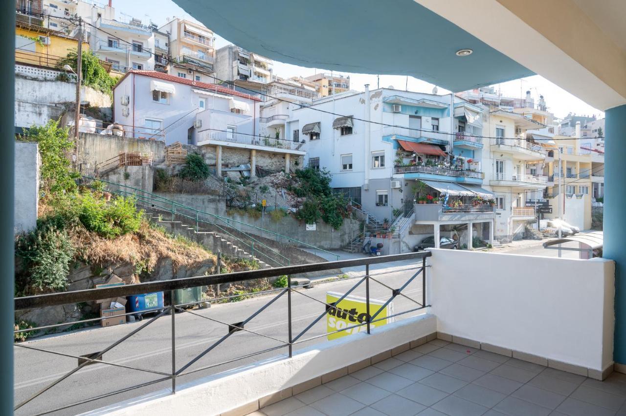 La Dns Apartment Kavala Bagian luar foto