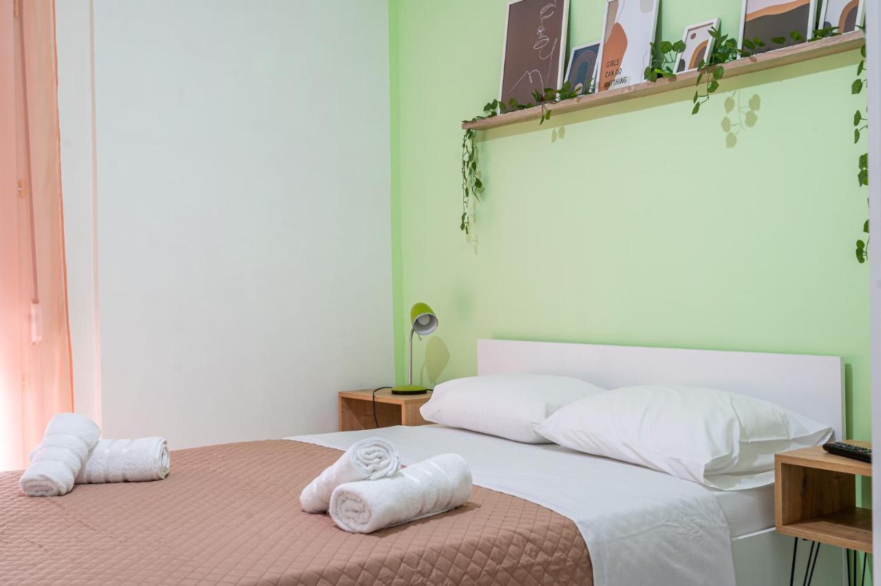 La Dns Apartment Kavala Bagian luar foto