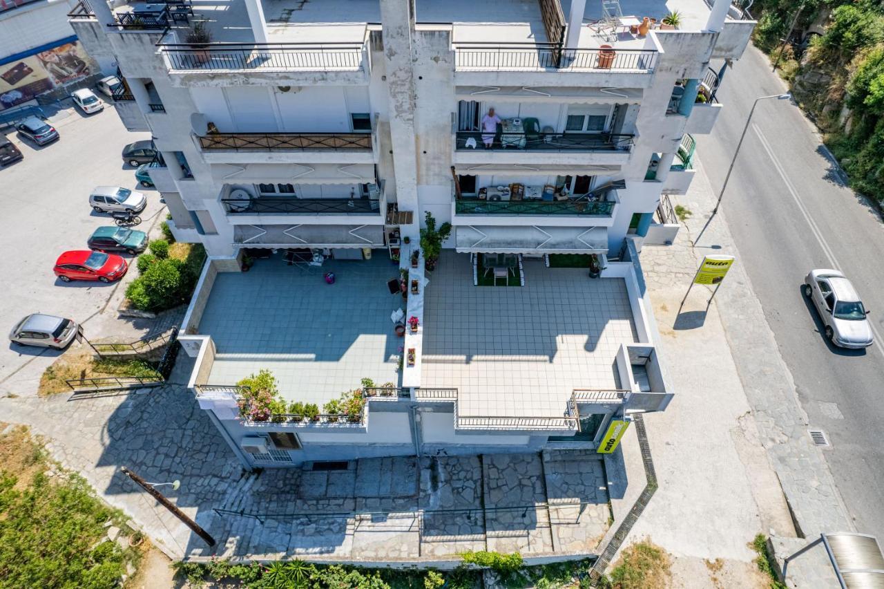 La Dns Apartment Kavala Bagian luar foto
